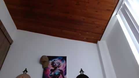 Crystal Blaze online show from February 2026 11:52:01 AM