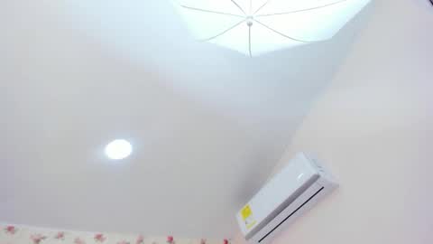 Snapshot of crystal_watson0 chatting on May 2026 01:39:01 PM Milf Latina online show from May 2026 01:39:01 PM