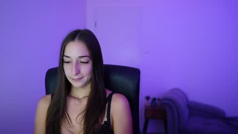 Crystalbrunette18 online show from July 2026 07:38:02 PM