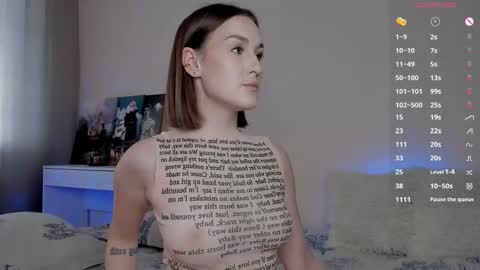 Arina online show from October 2025 08:01:01 AM