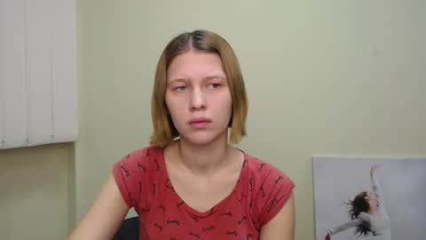 Stella online show from December 2024 07:37:01 AM