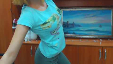 Stella online show from January 2025 08:53:02 AM