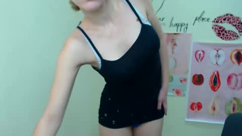 Stella online show from February 2025 07:55:02 AM