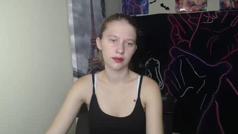 Stella online show from September 2025 06:07:02 AM