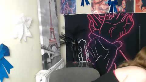 Stella online show from February 2026 01:14:02 PM