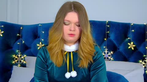 Crystal online show from December 2024 06:09:02 AM