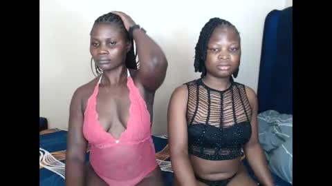 crystalxebony online show from November 2025 03:12:01 AM