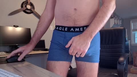 cthotguy5000 online show from December 2024 02:08:02 PM