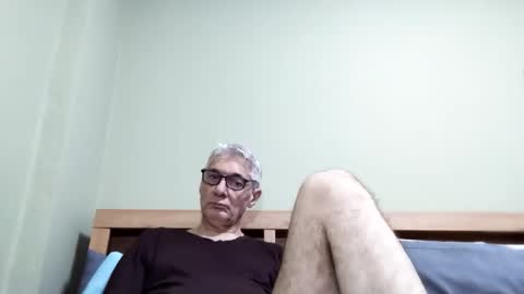 BIG UNCUT HARD COCK online show from October 2025 01:06:01 AM