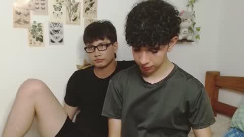 cuddly_and_jinx online show from March 2026 04:36:01 PM