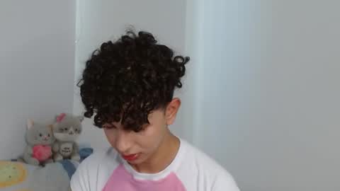 Cuddly online show from January 2025 08:14:02 PM