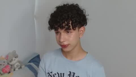 Cuddly online show from January 2025 08:22:01 PM