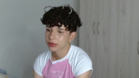 Cuddly online show from January 2025 02:32:01 AM