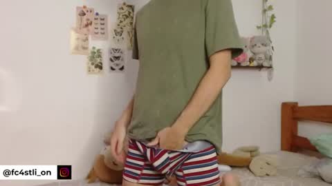 Snapshot of cuddly_twinkie chatting on June 2026 06:29:02 PM Cuddly online show from June 2026 06:29:02 PM
