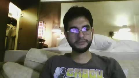 culturalclash1985 online show from November 2025 09:09:01 AM