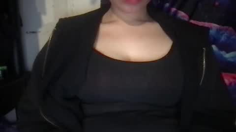 Angela online show from December 2024 05:37:02 PM