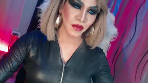 CUMMELA SLUTI online show from May 2026 11:18:01 AM