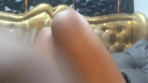 im KIM new girl to spoil online show from October 2025 01:11:01 AM