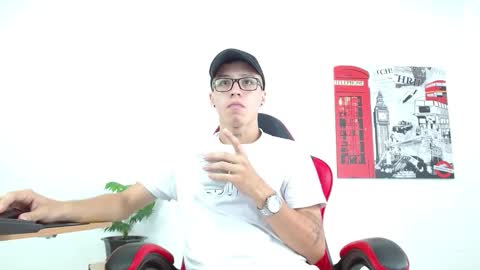 cumandres online show from September 2025 01:45:02 PM