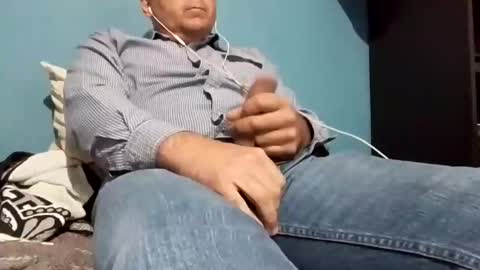 cumbian_chero online show from February 2025 05:02:01 AM