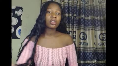 Snapshot of cumebony_petit chatting on September 2025 10:00:01 PM cumebony_petit online show from September 2025 10:00:01 PM