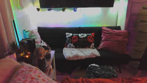 cumguzzlingskank online show from September 2025 11:36:01 AM