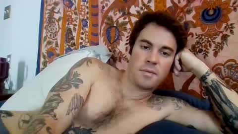 Charlie Mitchell   online show from October 2025 03:42:02 PM