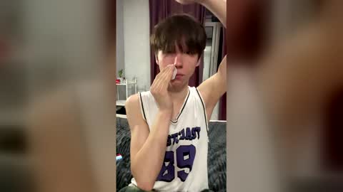 cumte_boy online show from December 2025 03:30:01 PM