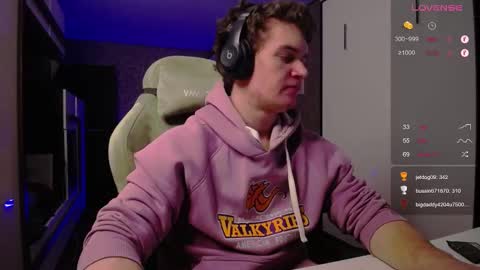 Snapshot of cumzan_ chatting on February 2025 06:02:01 AM Tarzan online show from February 2025 06:02:01 AM