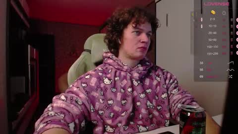 Snapshot of cumzan_ chatting on September 2025 10:57:02 PM Tarzan online show from September 2025 10:57:02 PM