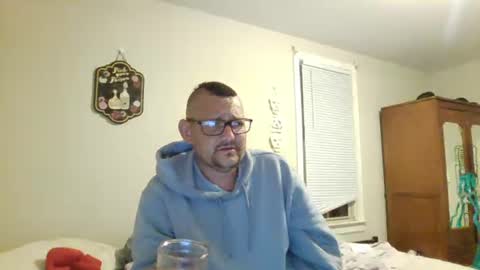 Bash online show from November 2025 01:06:01 AM