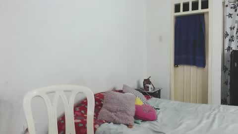 dominic and julieta... independent models online show from January 2025 01:17:01 AM