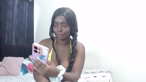Snapshot of cuplex_hotlatina94 chatting on April 2026 12:19:02 PM dominic and julieta... independent models online show from April 2026 12:19:02 PM