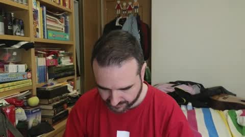 curiosillo1983 online show from April 2026 09:10:01 AM