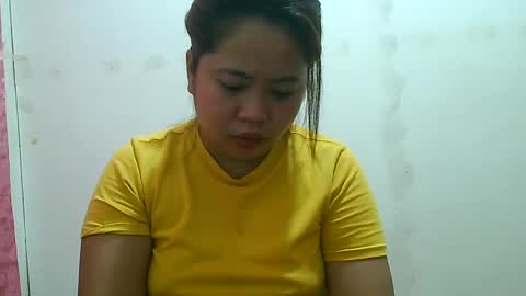 Snapshot of curious_girl247 chatting on January 2025 07:10:02 PM curious_girl247 online show from January 2025 07:10:02 PM