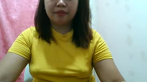 Snapshot of curious_girl247 chatting on February 2025 05:12:02 AM curious_girl247 online show from February 2025 05:12:02 AM