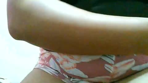 Snapshot of curious_girl247 chatting on December 2025 11:35:02 PM curious_girl247 online show from December 2025 11:35:02 PM