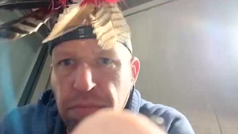 Snapshot of curious_slut_601 chatting on December 2025 07:35:01 AM Feathers online show from December 2025 07:35:01 AM