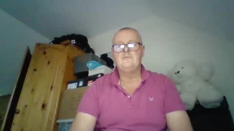 curiousax77 online show from November 2025 10:58:01 AM