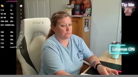 Snapshot of curiouscouple3143 chatting on February 2025 03:38:01 PM curious couple online show from February 2025 03:38:01 PM