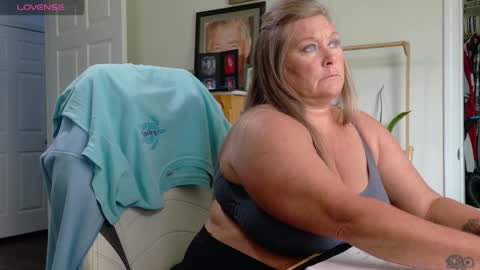 curious couple online show from March 2026 02:01:01 PM