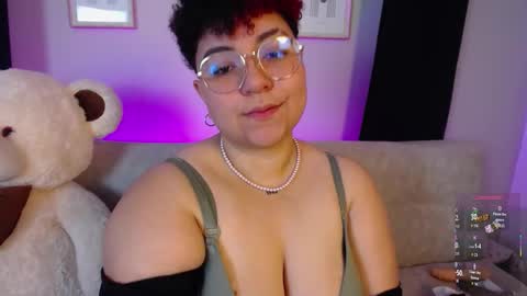 Bruna  online show from February 2026 01:15:02 PM