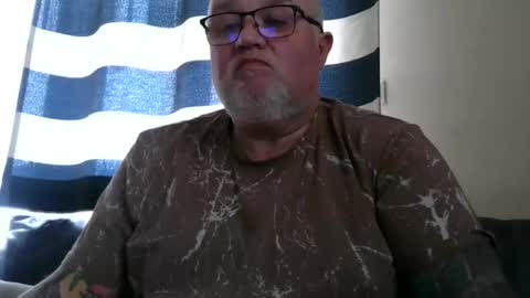 curtus14 online show from April 2026 07:02:01 AM