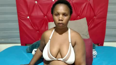 Snapshot of curveass93 chatting on June 2026 01:08:02 AM curveass93 online show from June 2026 01:08:02 AM