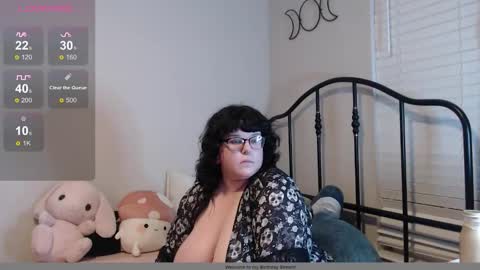 Snapshot of curvy_crushxo chatting on January 2026 09:03:01 AM Curvy CrushXO online show from January 2026 09:03:01 AM