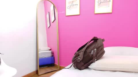 Michel  online show from March 2026 07:31:01 PM