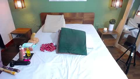 Danna online show from December 2024 02:54:02 AM