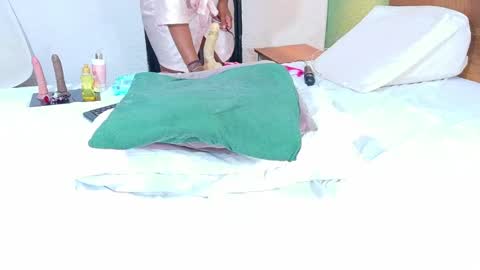 Danna online show from September 2025 08:47:02 AM