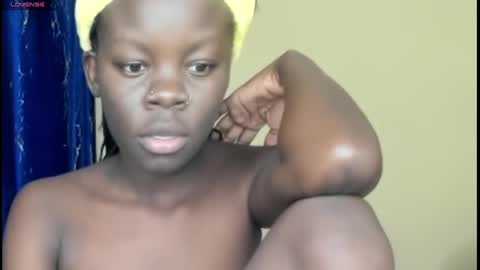 Snapshot of curvyjoan chatting on January 2025 10:48:01 AM curvyjoan online show from January 2025 10:48:01 AM