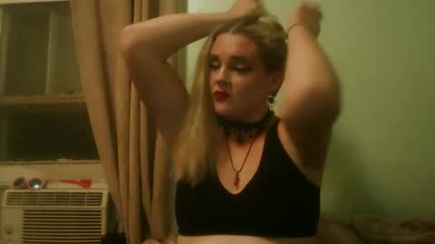 curvymom2025 online show from October 2025 01:03:02 AM